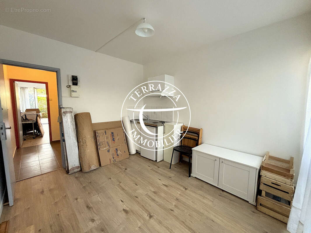 Appartement à LA CELLE-SAINT-CLOUD