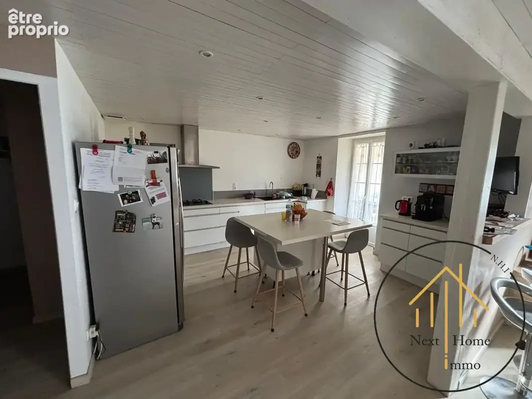 Maison 197 m² à Courgeac  - photo 5