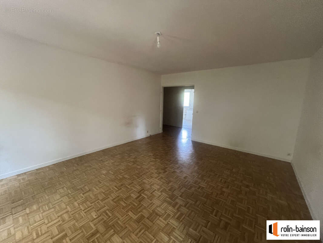 Appartement 84 m² à Villeurbanne  - photo 4