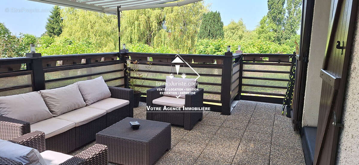 Maison à CHATEAUPONSAC