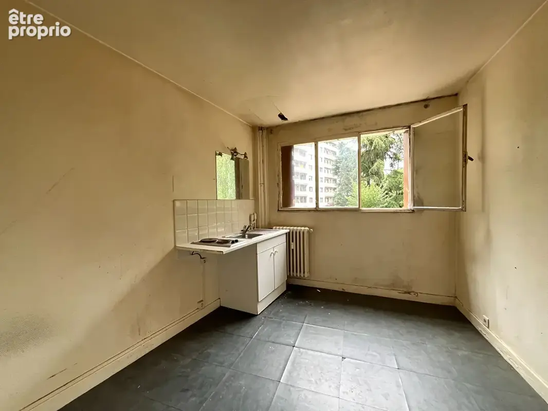 Chambre de service - 9.34 m2 / SAINT CLOUD VAL D'OR - photo 15