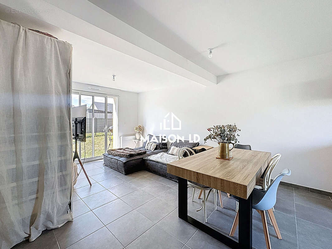 Maison à OUISTREHAM