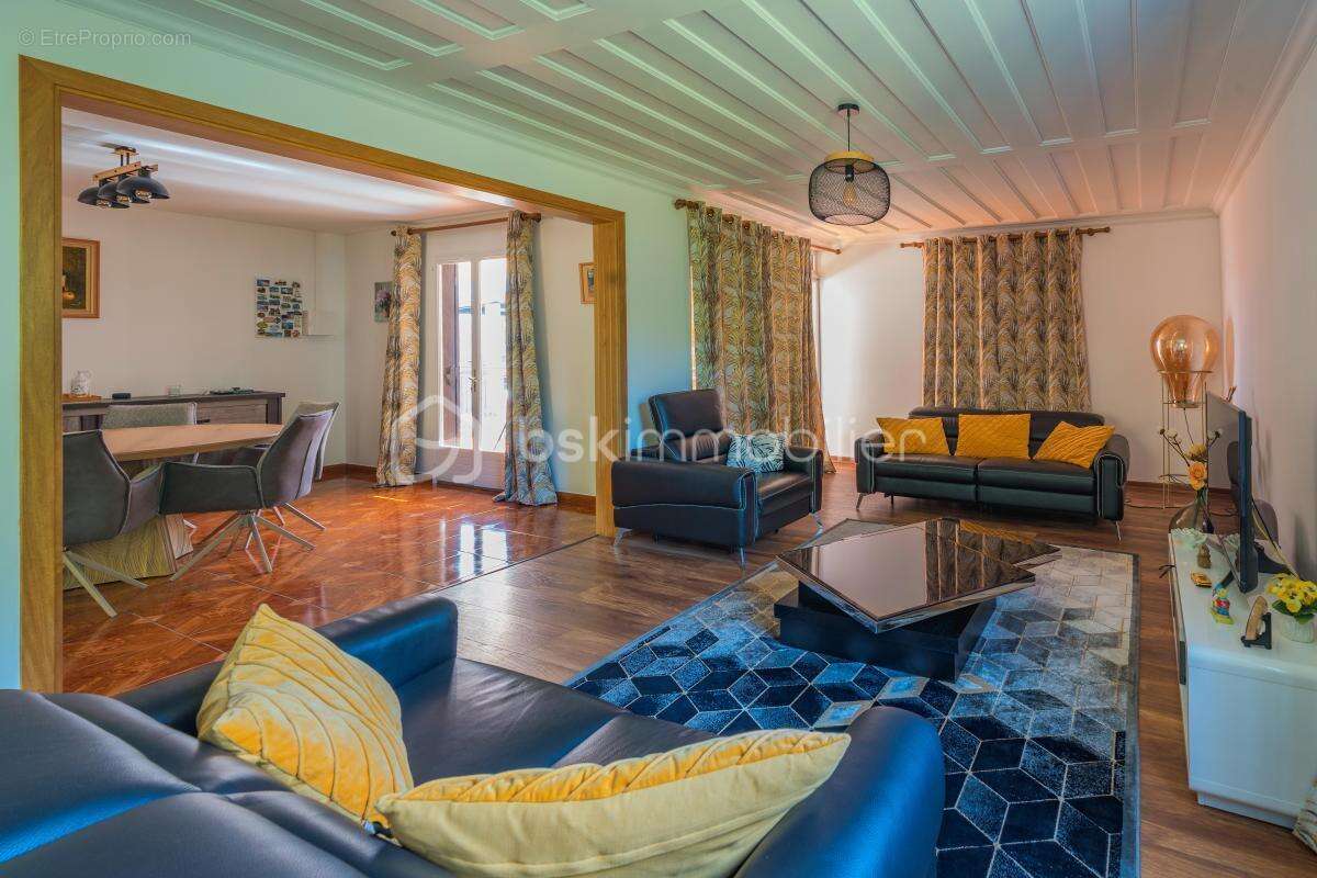 À vendre - Maison à Saint-Anne - photo 8