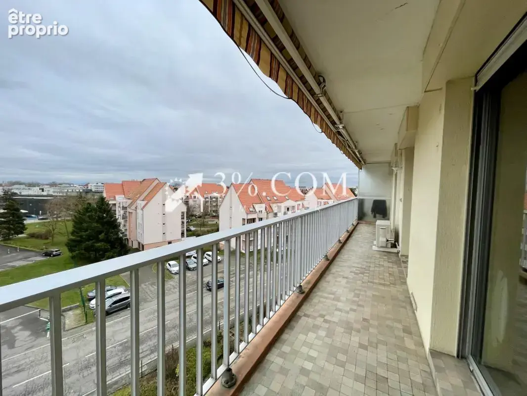 3%.COM - EXCLUSIVITÉ à LINGOLSHEIM- F3 de 65m2 dernier étage - photo 2