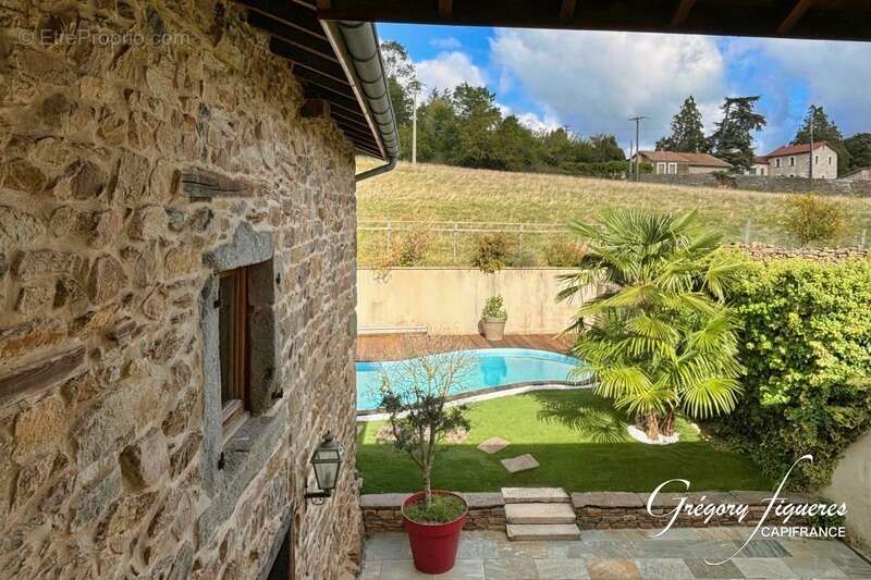 Maison à MORNANT