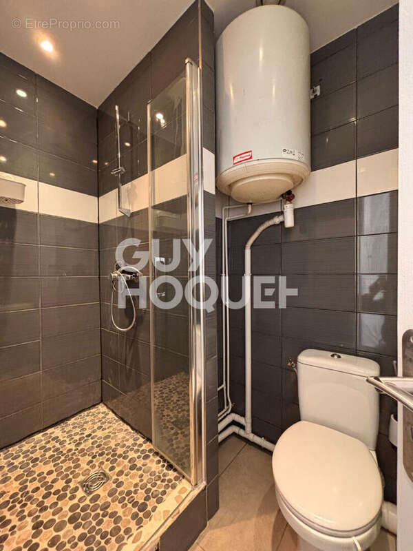 Appartement à AUBERVILLIERS