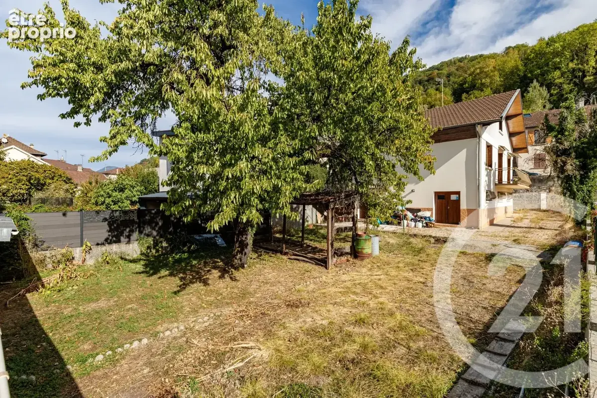 Maison 5 pièces 200 m² à vendre à Villard-Bonnot (38190) - photo 2
