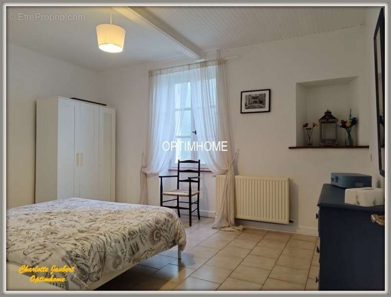 Maison à SAINT-AULAYE