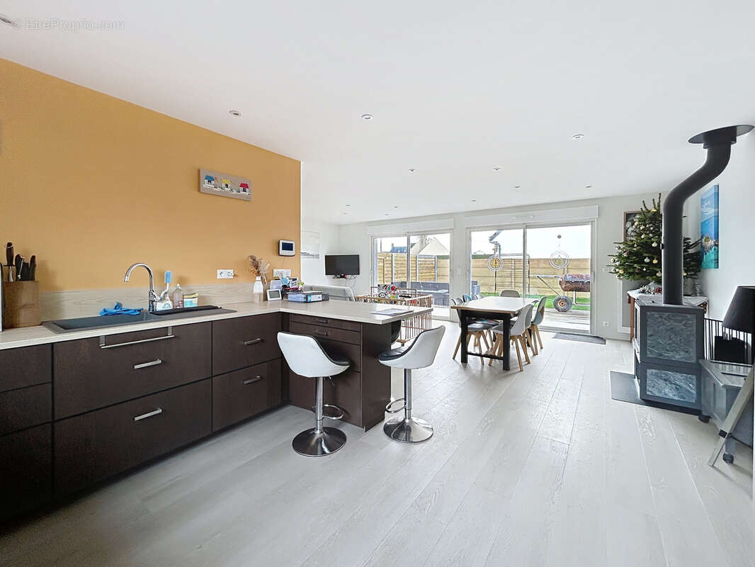 Maison à GOUVILLE-SUR-MER