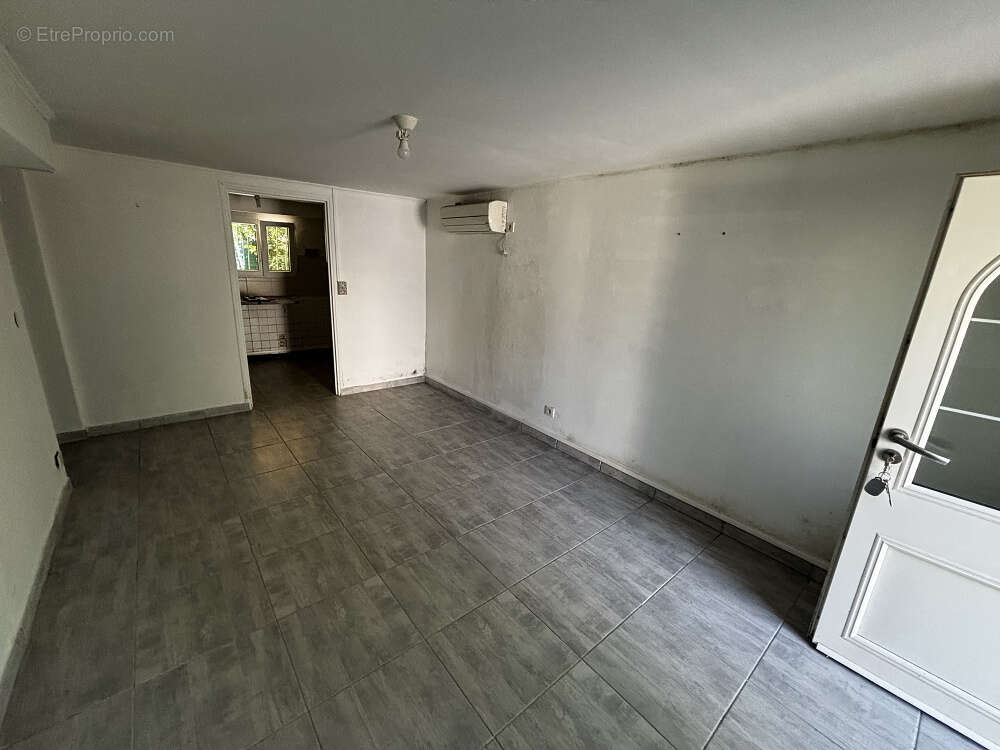 Maison composée de deux logements avec jardin - photo 11