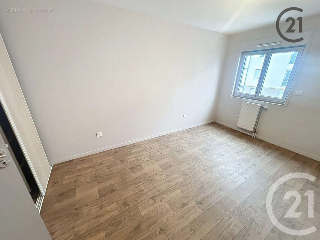 Appartement 72 m² à Auxerre  - photo 6