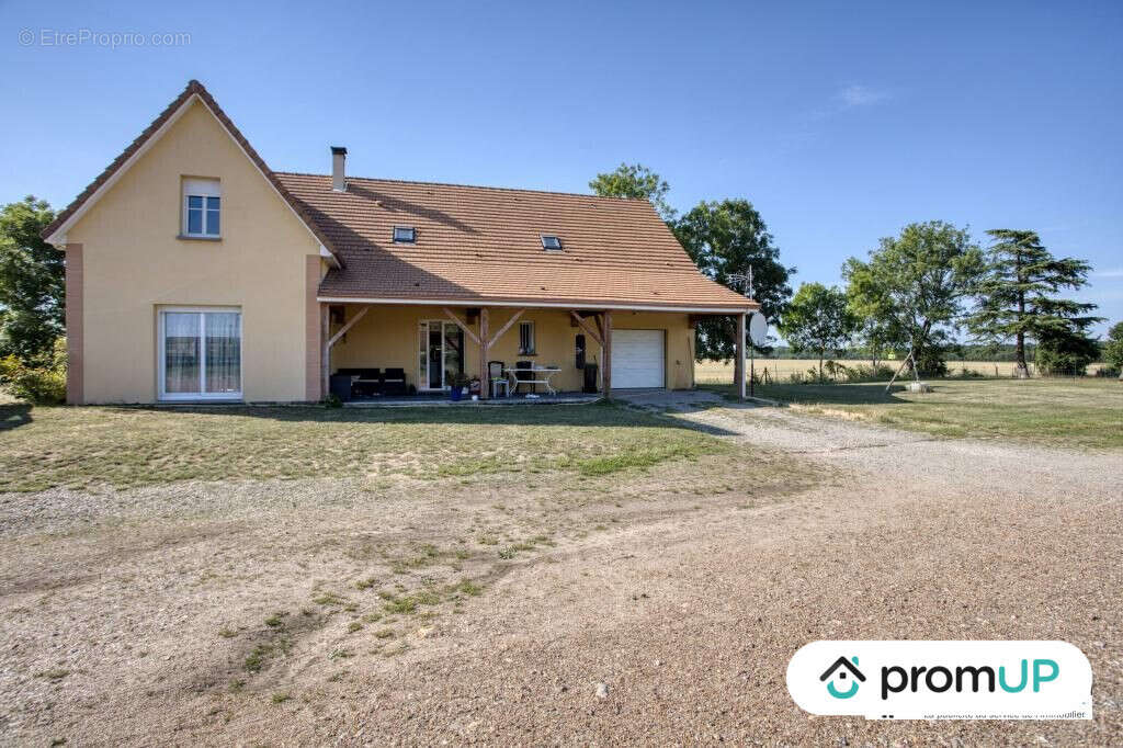 Maison à SAINT-MICHEL-TUBOEUF