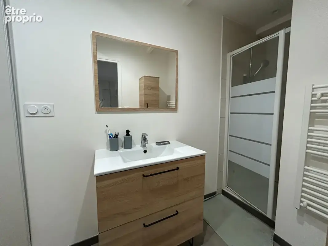 Studio 30,5 m² - Centre village de Garéoult - Idéal investissement locatif - photo 5