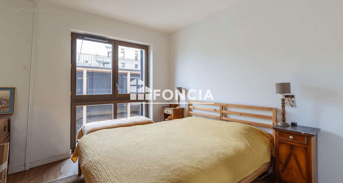 Appartement à NANTERRE