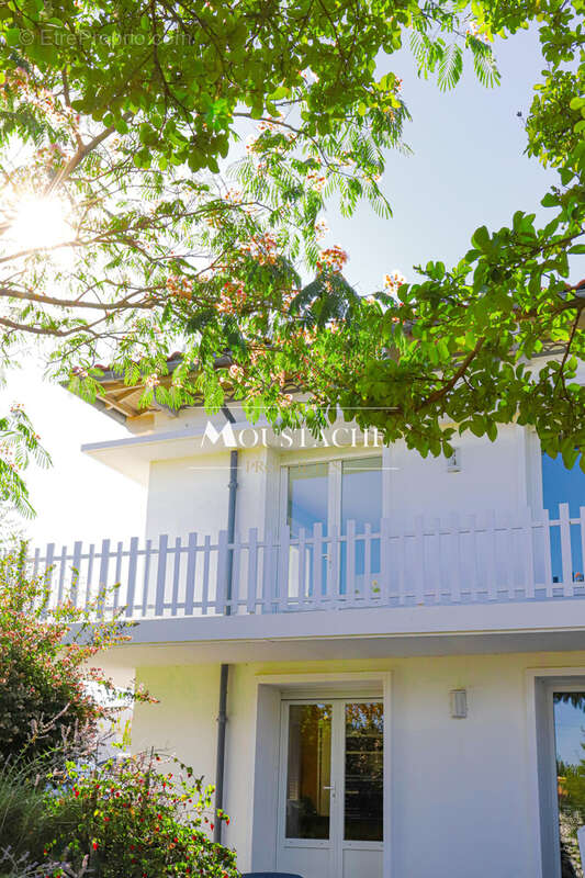 Maison à VAUX-SUR-MER