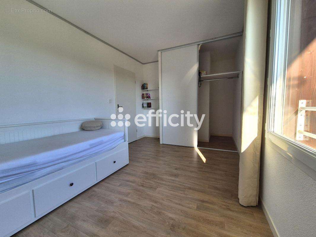 Maison à SAINT-JEAN-D&#039;ILLAC