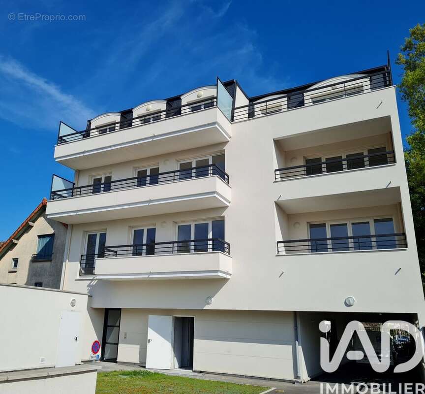 Photo 3 - Appartement à SAINTE-GENEVIEVE-DES-BOIS