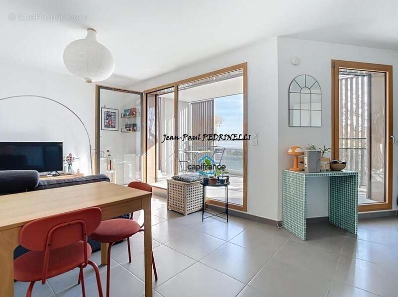 Appartement à LYON-8E