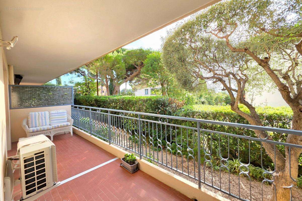 Appartement à SANARY-SUR-MER