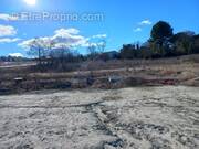 Terrain à MONTAGNAC