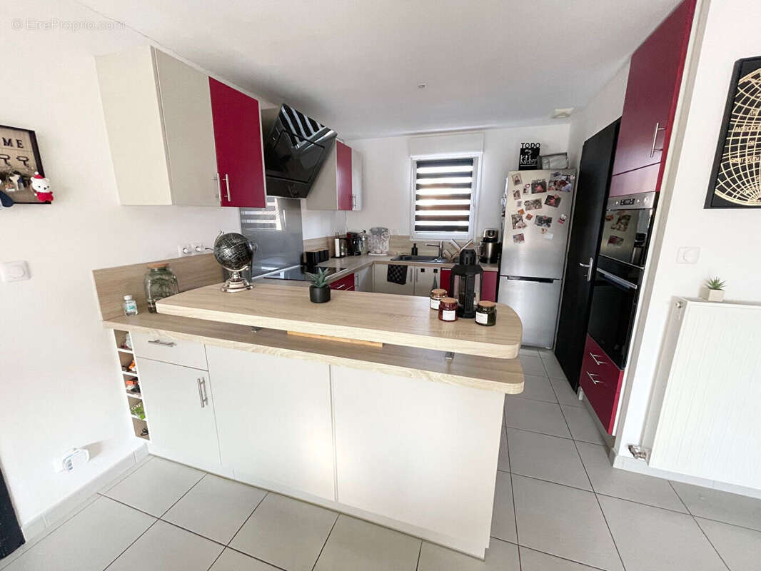 Maison à MONTFAUCON-MONTIGNE