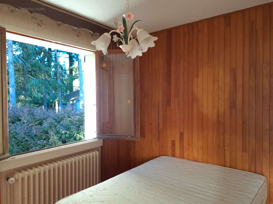 Maison à LE CHAMBON-SUR-LIGNON