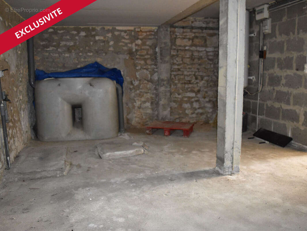 Maison à SAINT-PIERRE-D&#039;EXIDEUIL