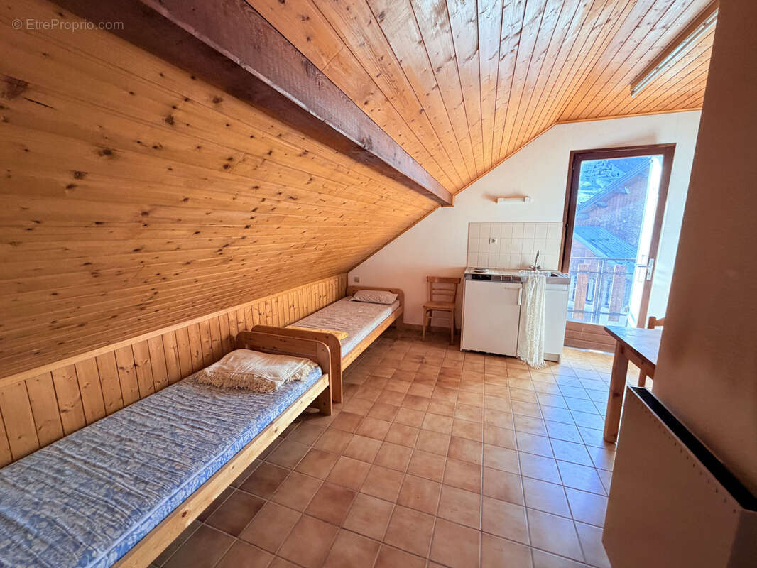 Appartement à ALBIEZ-MONTROND
