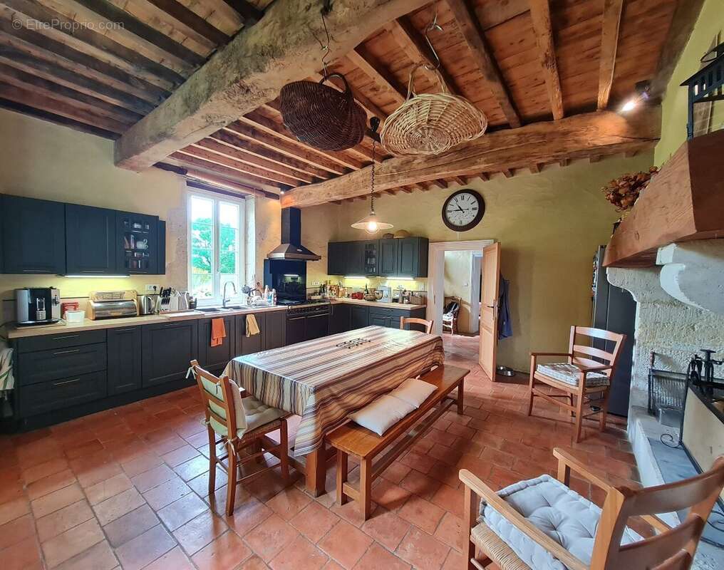 Maison à MIRADOUX