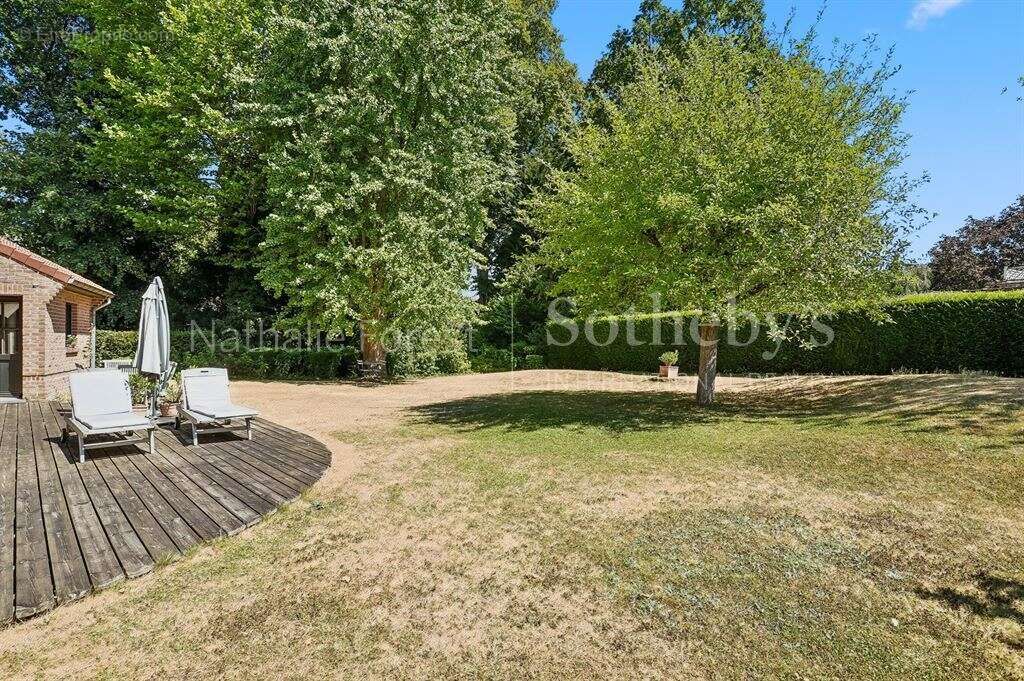 Croix, Villa Cavrois, maison individuelle 4 chambres, jardin et garage - photo 5