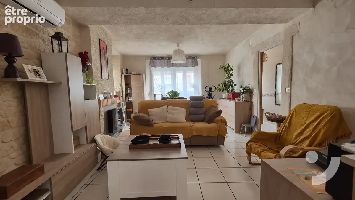 Photo Maison à Mareuil-Le-Port au prix de 170 000€