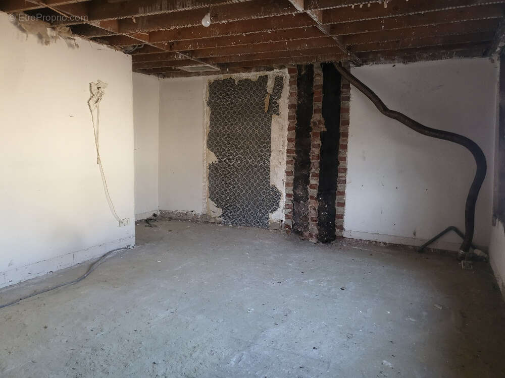 Maison à PERONNE-EN-MELANTOIS