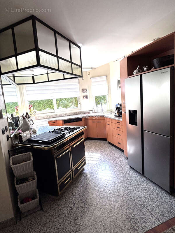 Maison à SAINT-CYR-AU-MONT-D'OR
