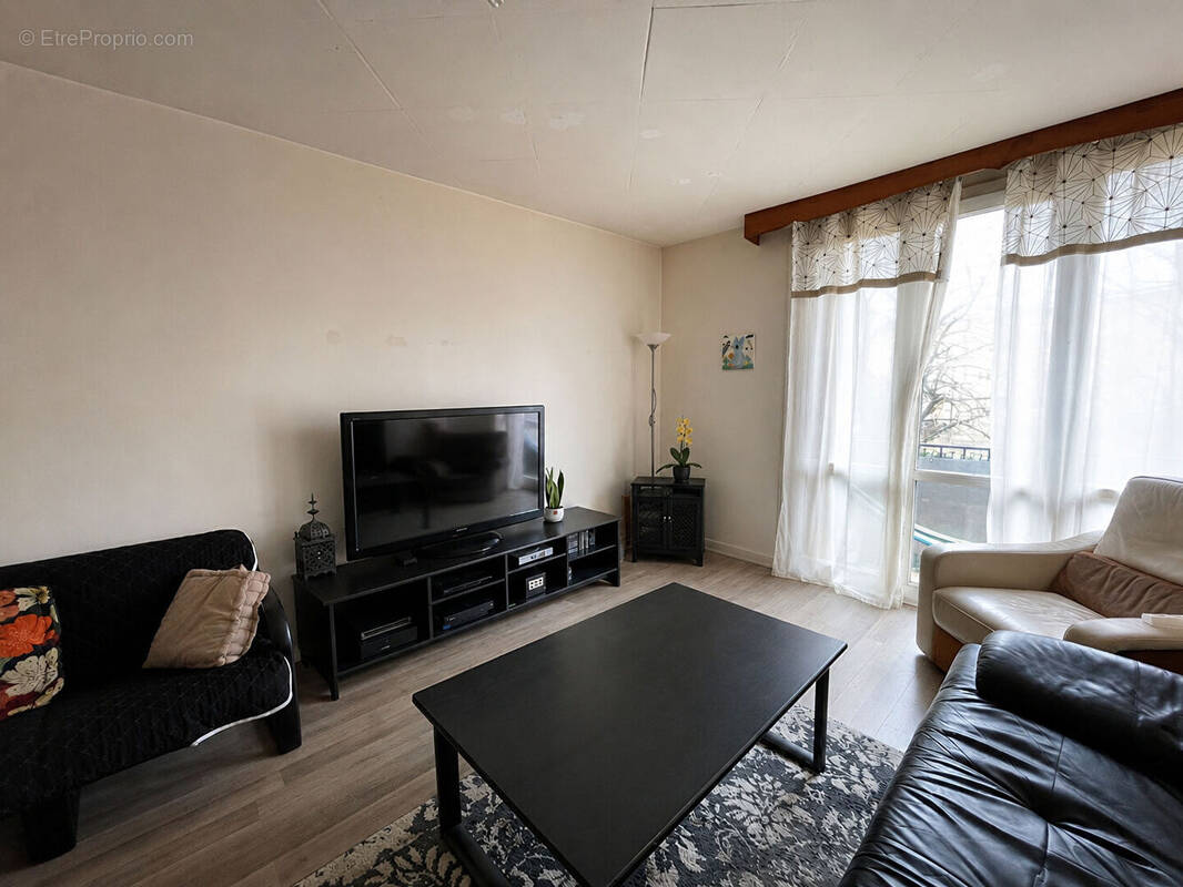 Appartement à LA ROCHETTE