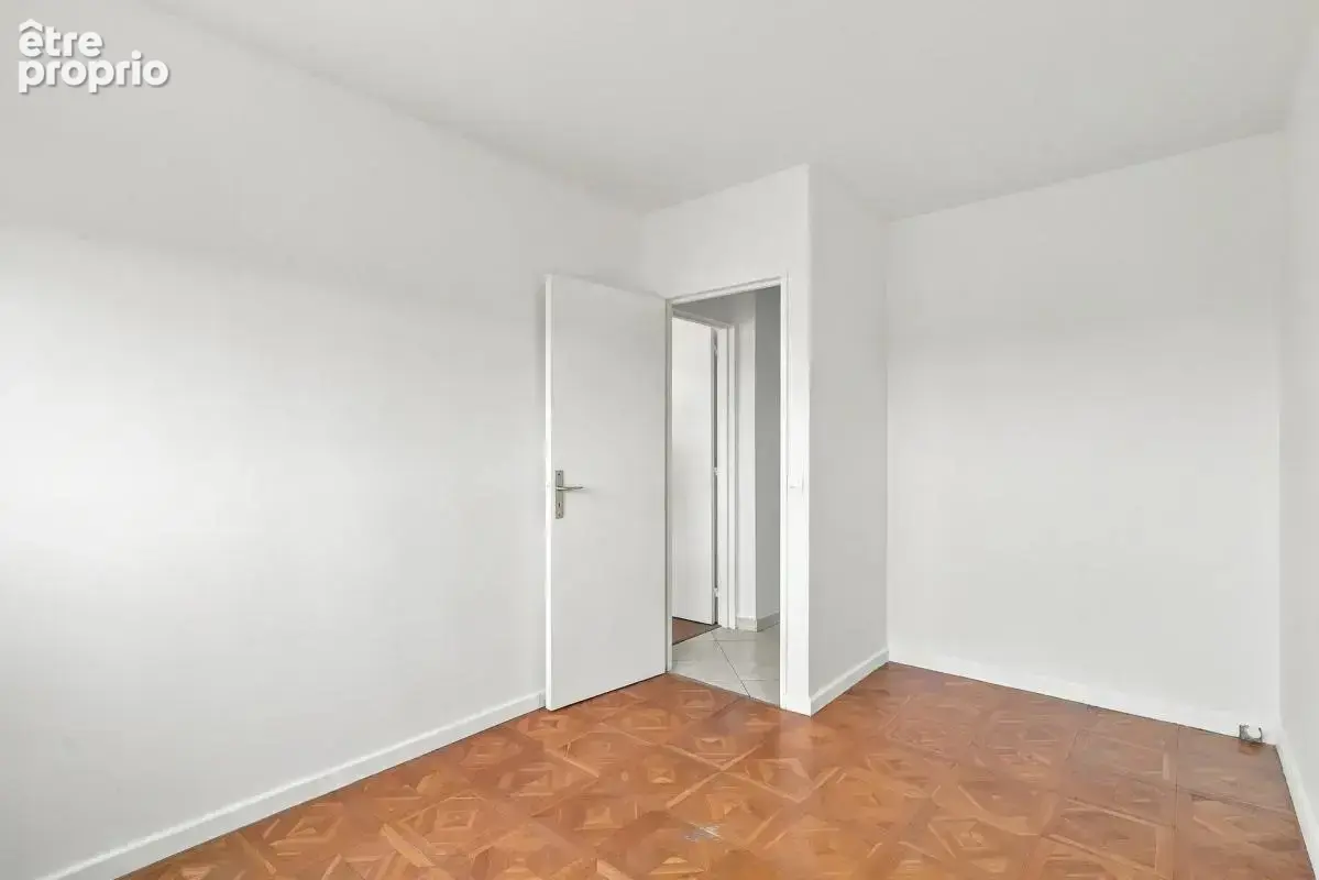 Appartement de 4 pièces de 78 m² à Colombes - photo 5