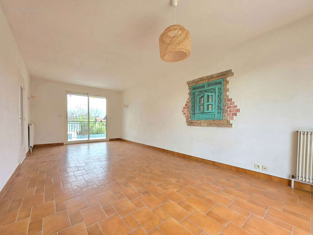 Maison à ROMANS-SUR-ISERE