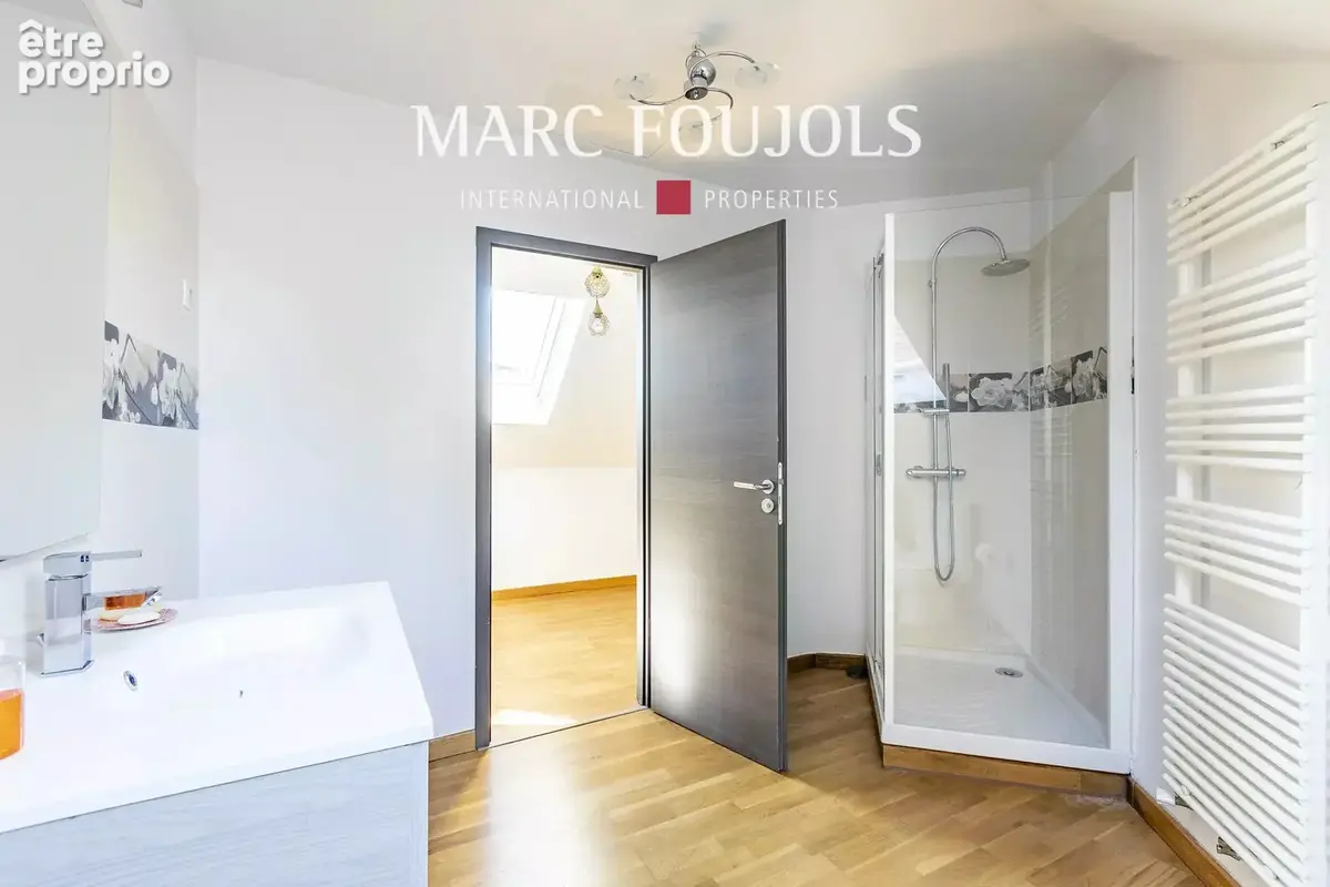 Propriété en pierre - volumes rares - vie de plain-pied - photo 25