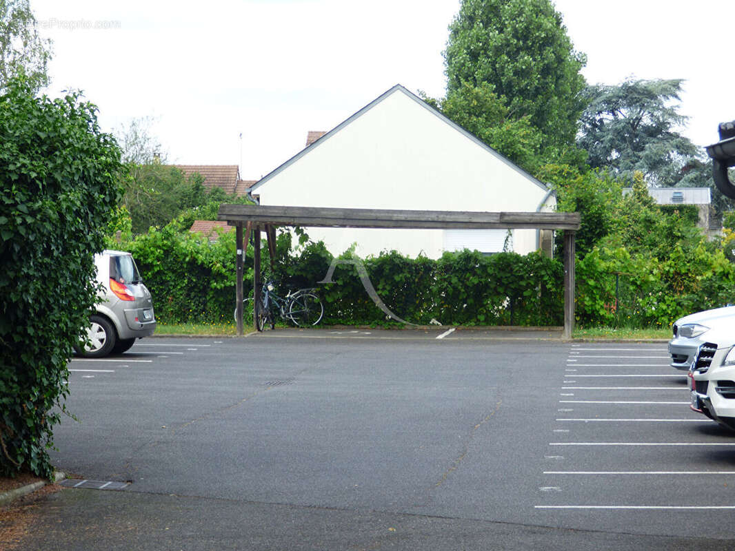 Appartement à FLEURY-LES-AUBRAIS