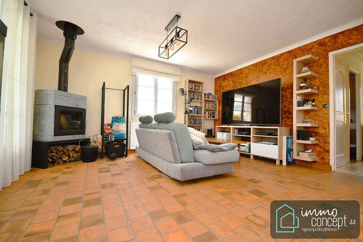 Maison à BOUAYE