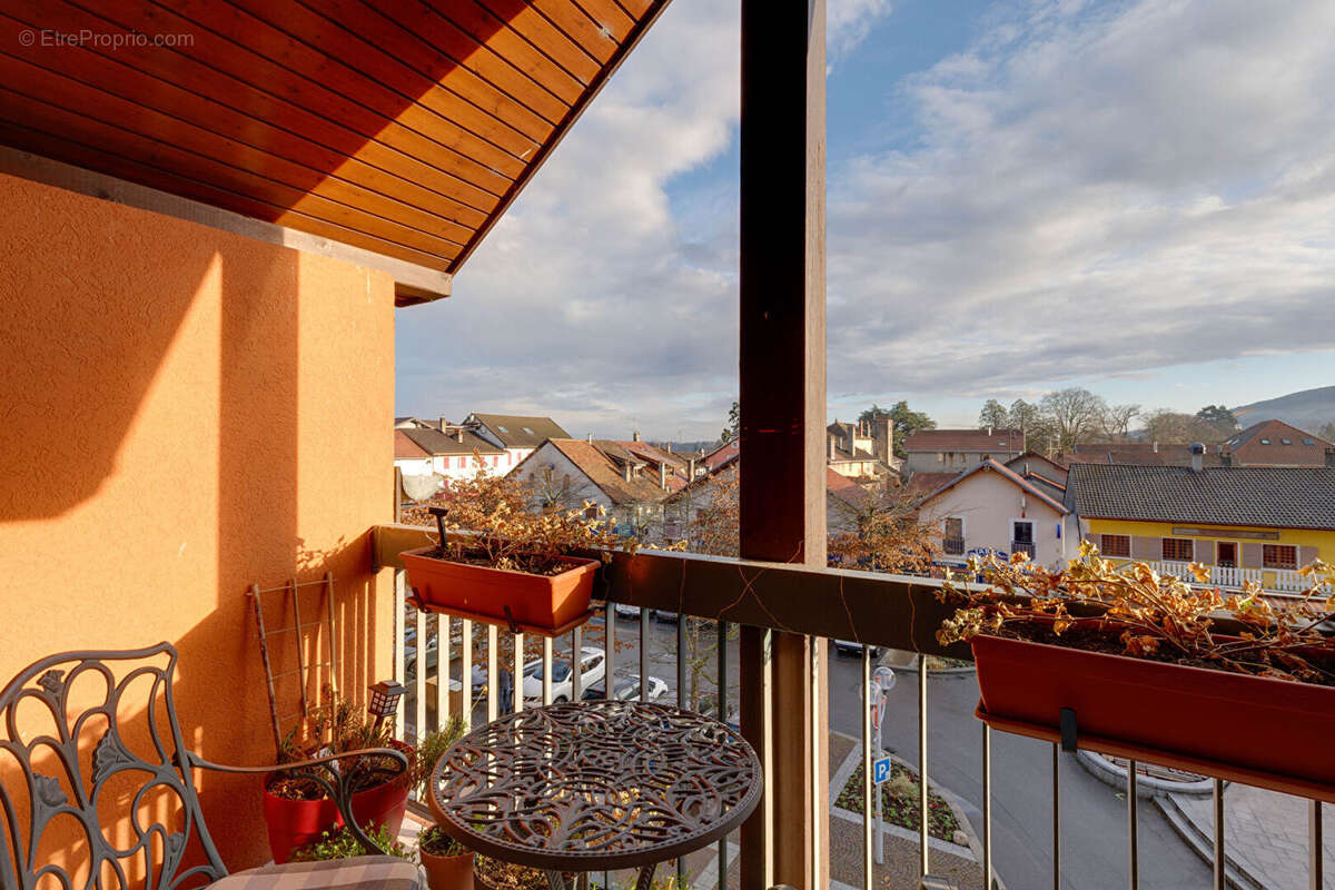 Appartement à DOUVAINE