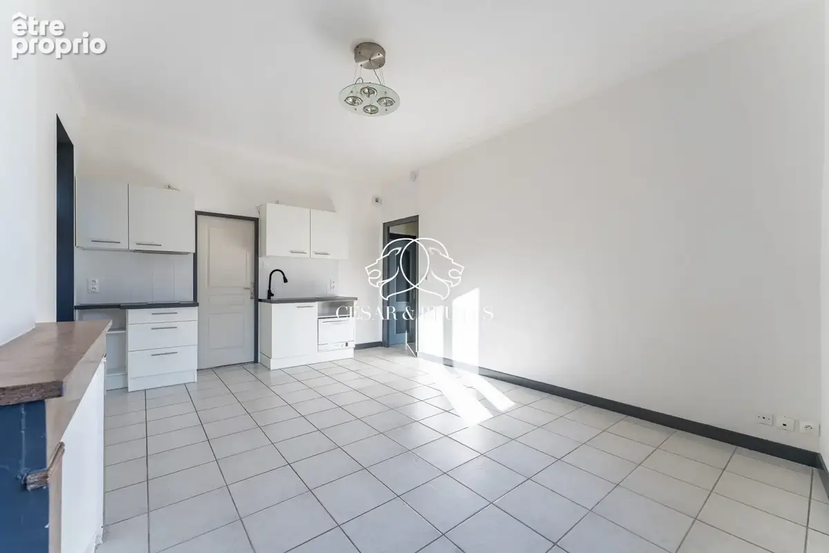 Appartement 38 m² à Neuville-Sur-Saone  - photo 7