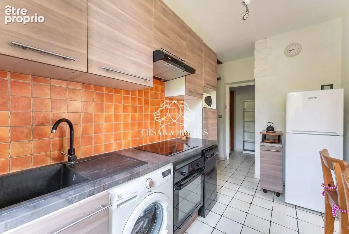 Appartement 65 m² à Venissieux  - photo 9