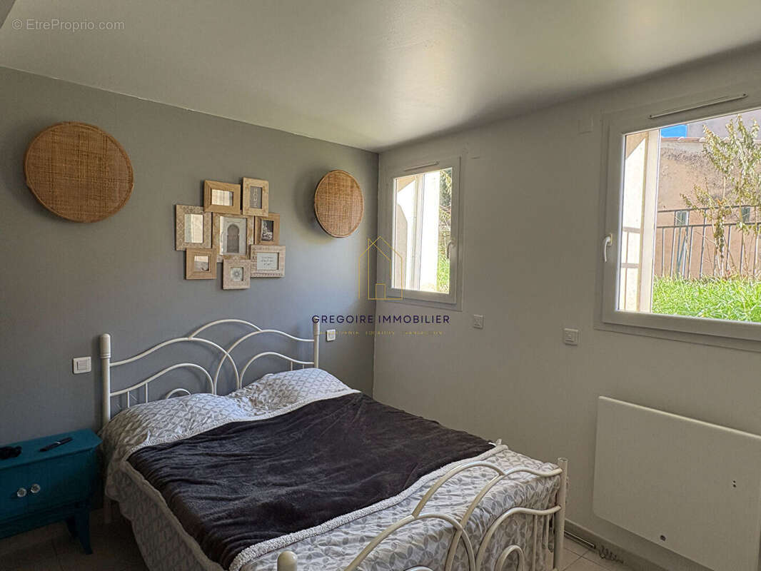 Appartement à VILLELAURE