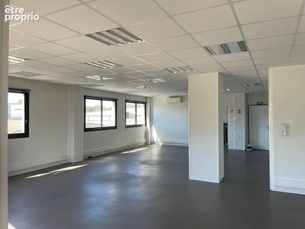 bureaux 140 m2 Martillac - photo 5