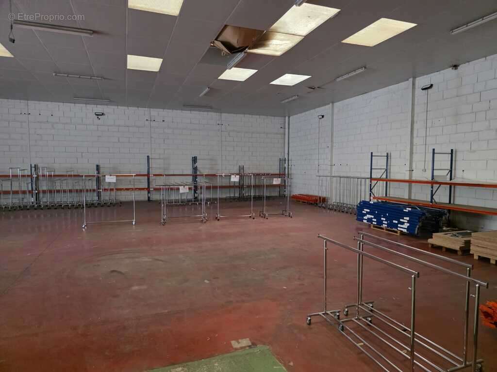 Magnifique bâtiment de 3 600 m² - Grand potentiel - photo 6