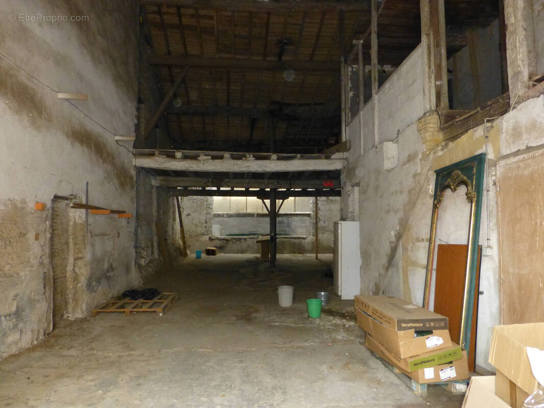 Parking à VILLEFRANCHE-DE-LAURAGAIS