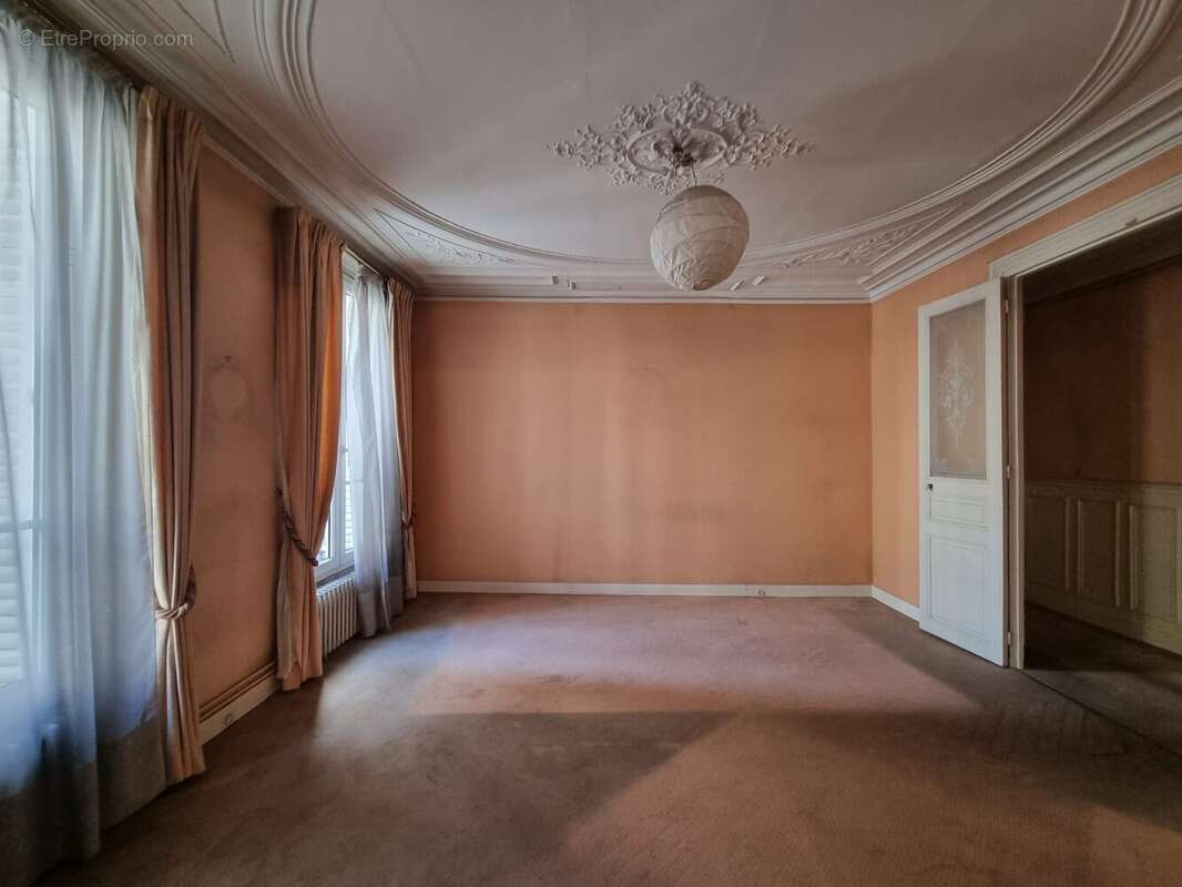 Appartement à PARIS-6E