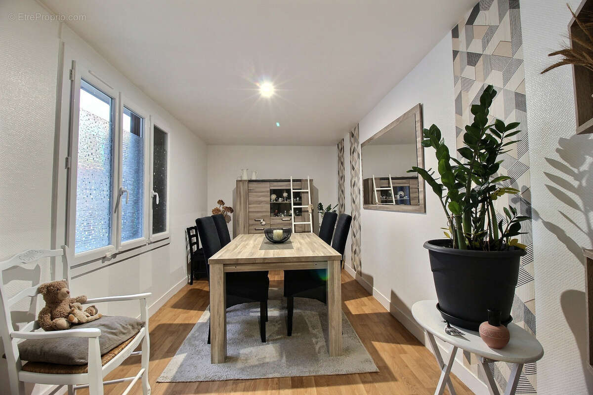 Appartement à ANGERVILLE