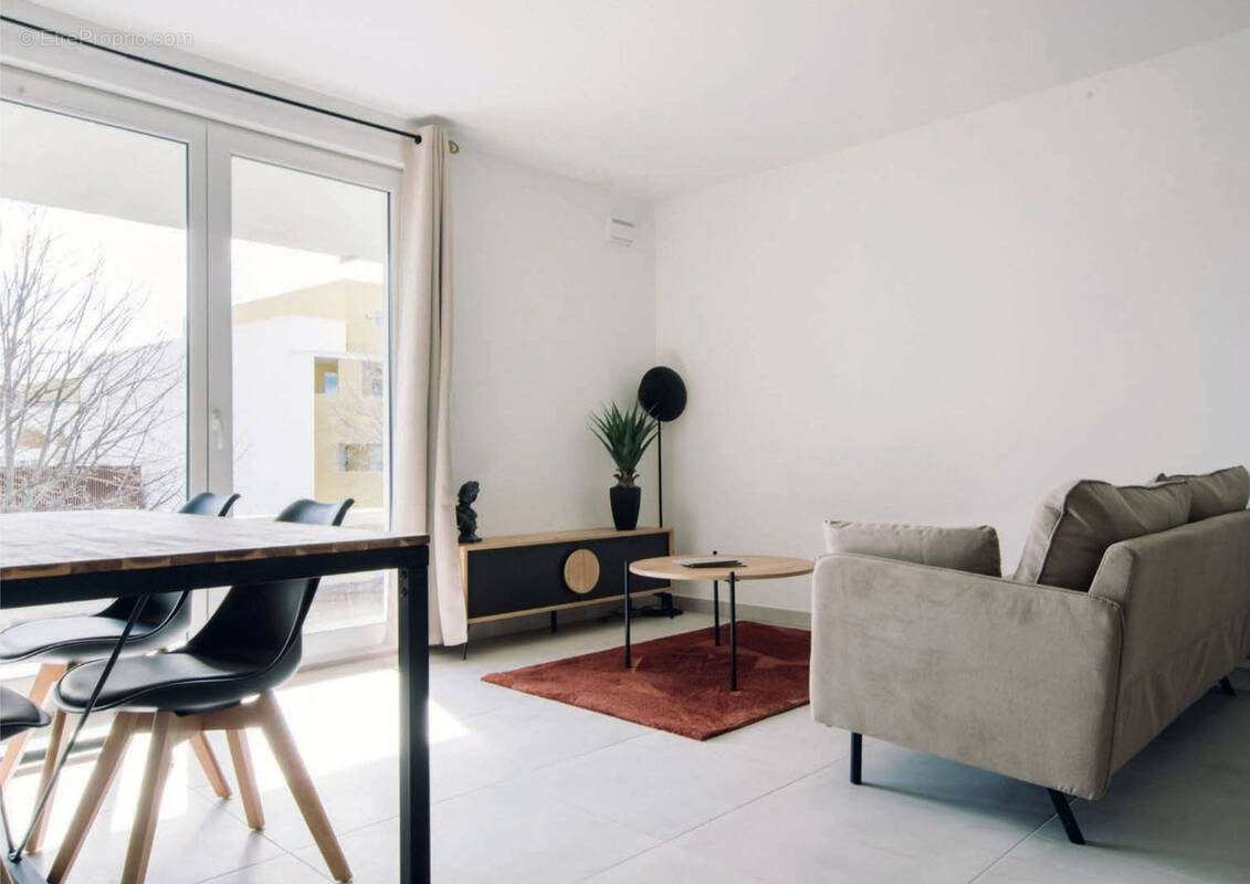 Appartement à CASTELNAU-LE-LEZ