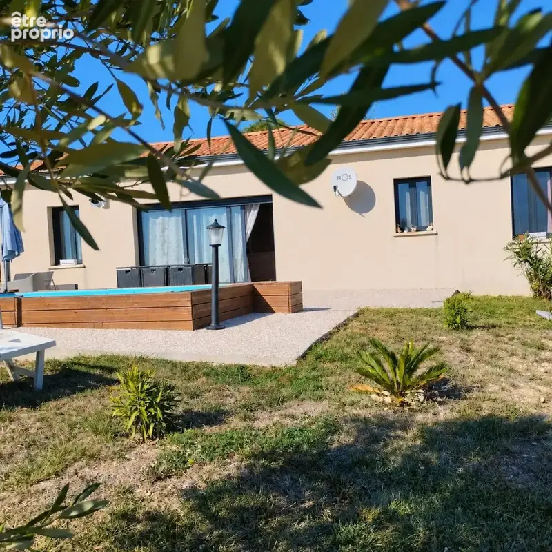 Photo 1 - Maison à SAINT-GENIS-D'HIERSAC